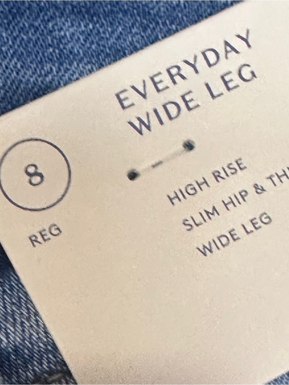 Universal Thread Wide-Leg Jeans in Light Blue Wash - Picture 3 of 6